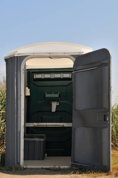 Best Luxury portable toilet rental  in Clarks Summit, PA